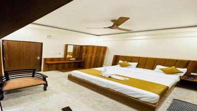 Bedroom Image of 2000 Sq.ft 4 BHK Independent House for sale in Alpha I Greater Noida for Rs. 33000000