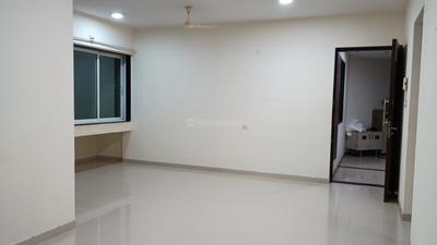 Living Room Image of 1750 Sq.ft 3 BHK Apartment / Flat for rent in Lokhandwala Octacrest, Kandivali East Mumbai for Rs. 78000