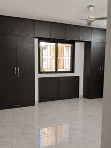 Bedroom Image of 1150 Sq.ft 2 BHK Apartment / Flat for sale in Daffodils, Magarpatta City Pune for Rs. 13000000