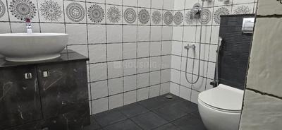Bathroom Image of 2600 Sq.ft 5 BHK Villa for sale in Kakkanad Kochi for Rs. 20000000