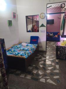 Bedroom Image of 315 Sq.ft 2 BHK Independent House for sale in Madangir New Delhi for Rs. 7600000