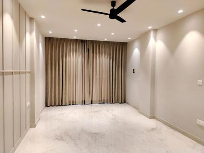 Bedroom Image of 1800 Sq.ft 3 BHK Builder Floor for sale in Greenwood City Floors, Sector 45 Gurgaon for Rs. 34500000