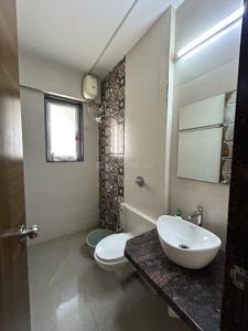Bedroom Image of 920 Sq.ft 3 BHK Apartment / Flat for sale in Divij Viki Heights, Ghatkopar East Mumbai for Rs. 35000000