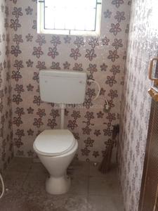 Bathroom Image of 835 Sq.ft 2 BHK Apartment / Flat for rent in Urapakkam Chennai for Rs. 15000