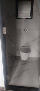 Bathroom Image of 670 Sq.ft 1 BHK Apartment / Flat for sale in Mahindra Happinest Tathawade, Tathawade Pune for Rs. 5400000