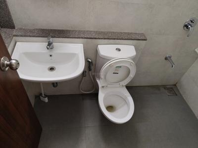Image of 1214 Sq.ft 2 BHK Apartment / Flat for rent in Shantigram, Ahmedabad for Rs. 41000