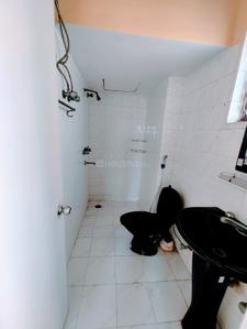 Bathroom Image of 1246 Sq.ft 3 BHK Apartment / Flat for sale in Hiland Park, Santoshpur Kolkata for Rs. 11000000