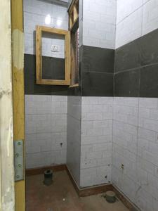 Common Bathroom Image of 900 Sq.ft 3 BHK Builder Floor for sale in Ved Vihar Ghaziabad for Rs. 3310003