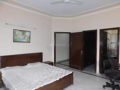 Bedroom Image of 2800 Sq.ft 4 BHK Independent House for rent in Sector 50 Noida for Rs. 120000