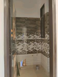 Common Bathroom Image of 750 Sq.ft 2 BHK Builder Floor for sale in DLF Ankur Vihar Ghaziabad for Rs. 2380006
