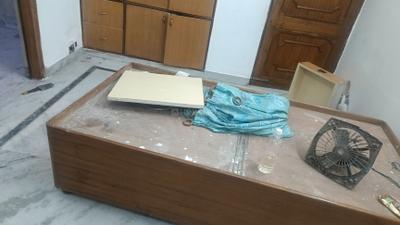 Bedroom Image of 1350 Sq.ft 3 BHK Apartment / Flat for rent in Batla Apartments, Patparganj New Delhi for Rs. 34000
