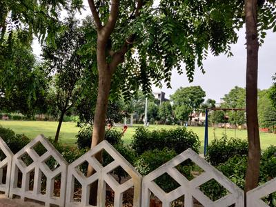 Balcony Image of 4200 Sq.ft 4.5 BHK Villa for sale in Omicron II Greater Noida for Rs. 45000000