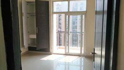Bedroom Image of 1300 Sq.ft 3 BHK Apartment / Flat for rent in Amrapali Zodiac, Sector 120 Noida for Rs. 30000