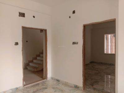 Living Room Image of 700 Sq.ft 2 BHK Apartment / Flat for sale in Baguiati Kolkata for Rs. 2500000
