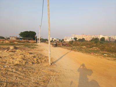 Image of 640 Sq.ft Residential Plot / Land for sale in Mansarovar Park Lalkua, Bamheta Village, Ghaziabad for Rs. 3240000