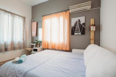 Bedroom Image of 1320 Sq.ft 3 BHK Apartment / Flat for sale in Ajanta Apartments, Vile Parle East Mumbai for Rs. 50000000