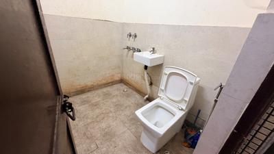 Image of 1000 Sq.ft 2 BHK Apartment / Flat for sale in DDA Akshardham Apartments, Sector 19 Dwarka, New Delhi for Rs. 16500000
