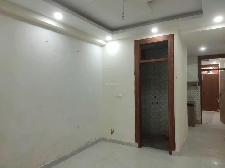 Rose Apartment Main Image 1