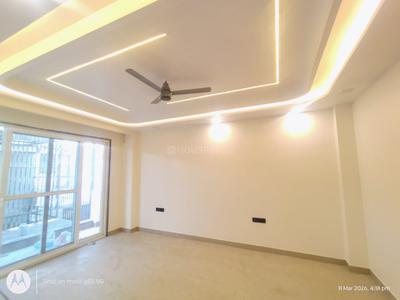 Bedroom Image of 2700 Sq.ft 4 BHK Builder Floor for rent in Pitampura New Delhi for Rs. 125000