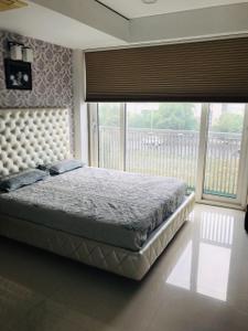 Bedroom Image of 3165 Sq.ft 4 BHK Apartment / Flat for sale in Sun Embark, Sola Ahmedabad for Rs. 23500000