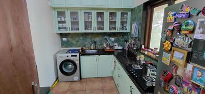 Kitchen Image of 1265 Sq.ft 3 BHK Apartment / Flat for sale in Oceanic Apartment, Andheri West Mumbai for Rs. 49800000
