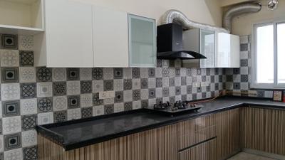 Kitchen Image of 3299 Sq.ft 4 BHK Apartment / Flat for rent in Dasnac Burj, Sector 75 Noida for Rs. 100000