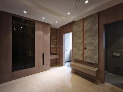 Bedroom Image of 900 Sq.ft 2 BHK Builder Floor for rent in Rajouri Garden New Delhi for Rs. 38000