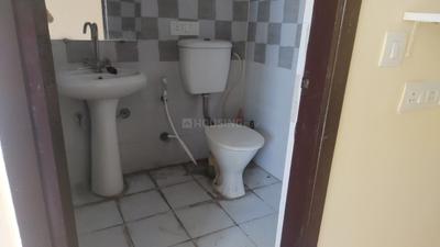 Image of 1040 Sq.ft 2 BHK Apartment / Flat for rent in Gaurs Atulyam , Omicron I, Greater Noida for Rs. 22000