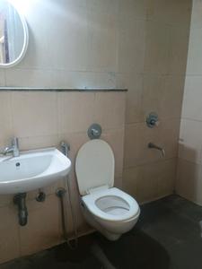 Common Bathroom Image of 774 Sq.ft 1.5 BHK Apartment / Flat for sale in Lodha Casa Bella, Usarghar Thane for Rs. 3800000