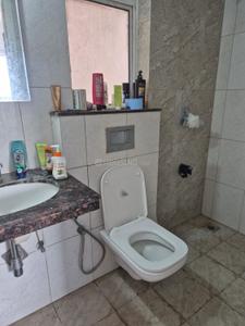 Bathroom Image of 829 Sq.ft 2 BHK Apartment / Flat for sale in Godrej Boulevard, Manjari Budruk Pune for Rs. 9000000