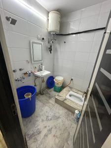 Bathroom Image of 1203 Sq.ft 2 BHK Apartment / Flat for sale in Daryaganj New Delhi for Rs. 12500000