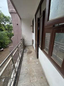 Balcony Image of 1100 Sq.ft 3 BHK Builder Floor for sale in Ramesh Nagar New Delhi for Rs. 13000000