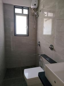 Common Bathroom Image of 614 Sq.ft 1 BHK Apartment / Flat for sale in Ashtha Pushp, Andheri East Mumbai for Rs. 14000000