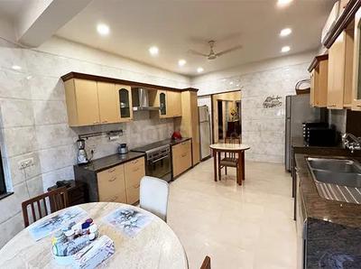 Hall Image of 5343 Sq.ft 4 BHK Villa for sale in Andheri West Mumbai for Rs. 200000000