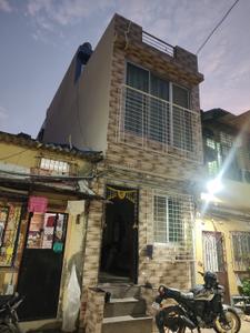Image of 900 Sq.ft 3 BHK Villa for sale in Borivali West, Mumbai for Rs. 18000000