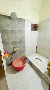 Bathroom Image of 1050 Sq.ft 2 BHK Apartment / Flat for sale in Darshanam Clublife Phase 1, Undera Vadodara for Rs. 3400000