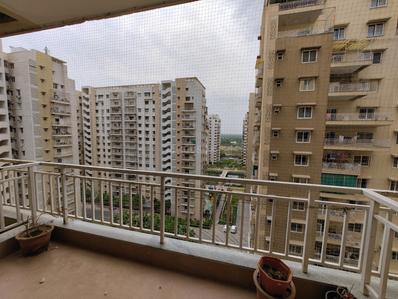 Balcony Image of 3220 Sq.ft 4 BHK Apartment / Flat for rent in Adani Water Lily, Shantigram Ahmedabad for Rs. 85000