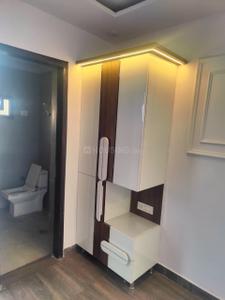 Bedroom Image of 800 Sq.ft 3 BHK Builder Floor for rent in Sector 24 Rohini New Delhi for Rs. 18000