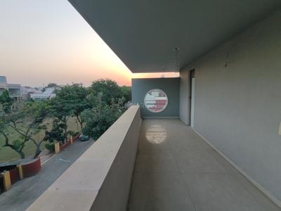 Balcony Image of 5180 Sq.ft 5 BHK Villa for sale in Thaltej Ahmedabad for Rs. 80000000