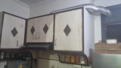 Kitchen Image of 700 Sq.ft 2 BHK Builder Floor for sale in Patparganj New Delhi for Rs. 7000000