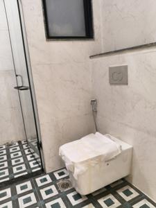 Common Bathroom Image of 1700 Sq.ft 3 BHK Builder Floor for rent in Palam Vihar Gurgaon for Rs. 32000