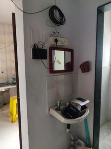 Bathroom Image of 600 Sq.ft 1 BHK Apartment / Flat for rent in Sus Pune for Rs. 17000