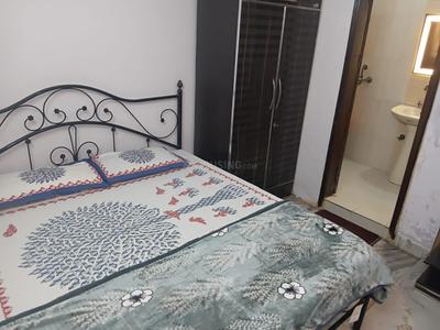 Bedroom Image of 1000 Sq.ft 2 BHK Apartment / Flat for rent in Lajpat Nagar New Delhi for Rs. 50000