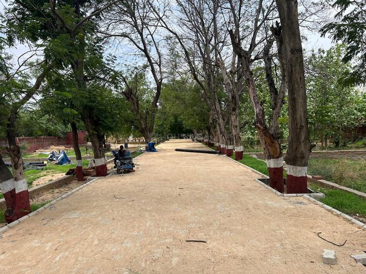 Aarohi Plots Main Image 1