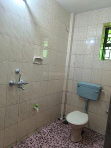 Bathroom Image of 1500 Sq.ft 2 BHK Apartment / Flat for rent in Tivim Goa for Rs. 25000