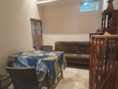 Living Room Image of 500 Sq.ft 2 BHK Independent House for rent in Vrindavan Yojana Lucknow for Rs. 6500