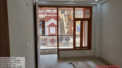 Bedroom Image of 650 Sq.ft 2 BHK Builder Floor for sale in Khanpur New Delhi for Rs. 4450000