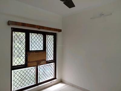 Bedroom Image of 1550 Sq.ft 3 BHK Apartment / Flat for rent in Sarita Vihar New Delhi for Rs. 45000