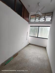 Bedroom Image of 1500 Sq.ft 3 BHK Apartment / Flat for rent in Sayajiganj Vadodara for Rs. 15000