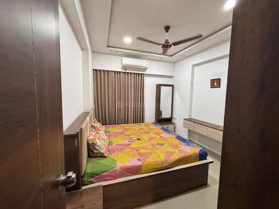 Bedroom Image of 1800 Sq.ft 2 BHK Apartment / Flat for rent in Shree Rang Nagar And Mall, Randesan Gandhinagar for Rs. 27000